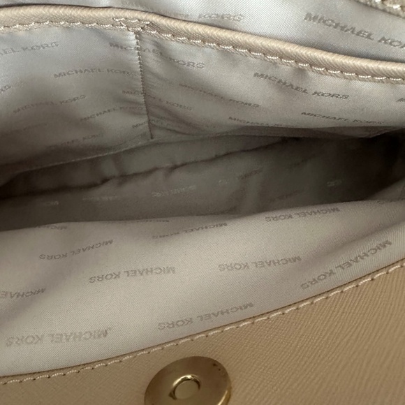 Michael Kors Savannah Satchel - Picture 5 of 10